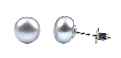 Grijze zoetwater parel oorbellen met sterling zilveren oorstekers, grijze parel  knopjes, voor- en zijaanzicht van parel oorbellen