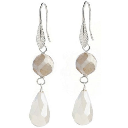 Lange edelstenen oorbellen met crème witte agaat | Air Slake Agate Creme