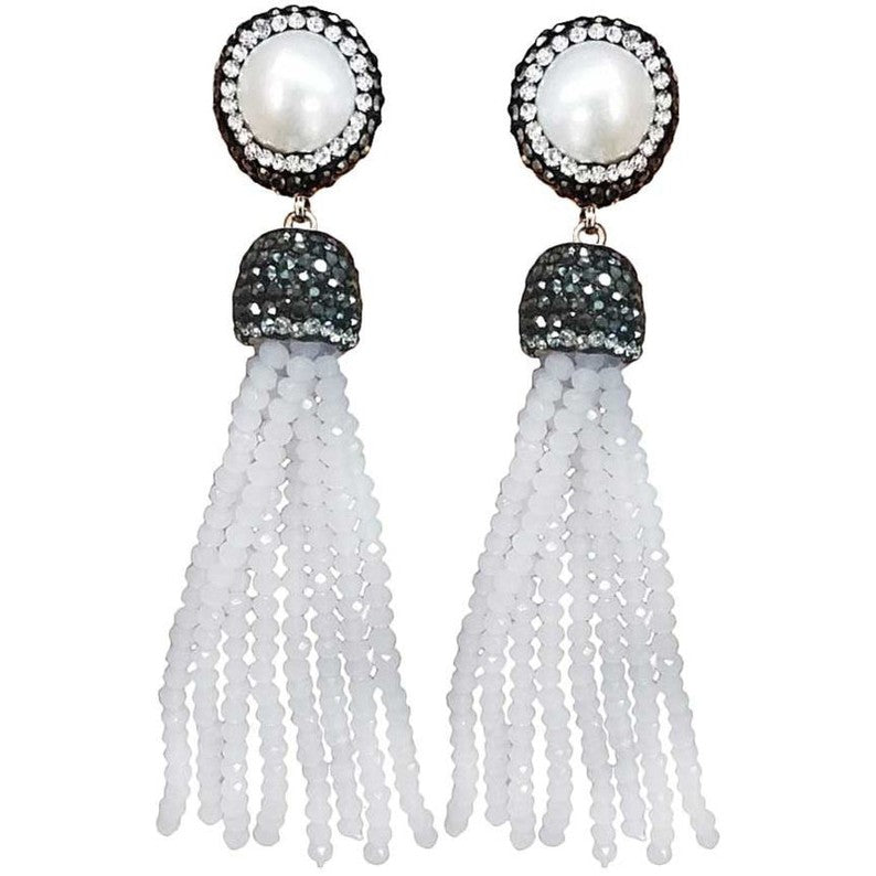 Lange witte zoetwater parel oorbellen met stras steentjes en wit kristallen kwastje | Bright Pearl White Crystal Tassel