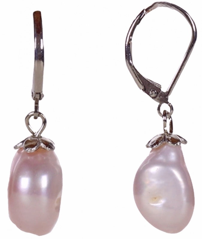 Roze zoetwater parel oorbellen met sterling zilveren (925) oorbelhaakje zij- en vooraanzicht | Rola