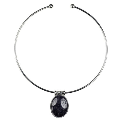 Zwart blauwe edelstenen ketting met ovale goudsteen hanger | Blue Goldstone Oval