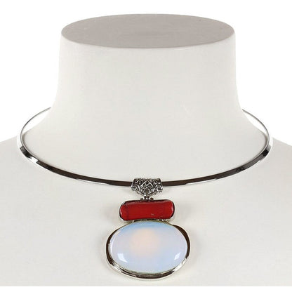 Edelstenen ketting met zee opaal en koralen hanger op buste | Sea Opal Coral