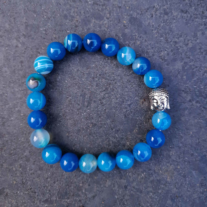 Blauwe edelstenen armband met blauwe lace agaat en zilver kleurige boeddha liggend op leisteen | Buddha Blue Lace Agate