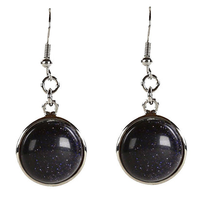 Blauw zwarte edelstenen oorbellen met goudsteen en sterling zilver (925) vooraanzicht | Blue Goldstone Round