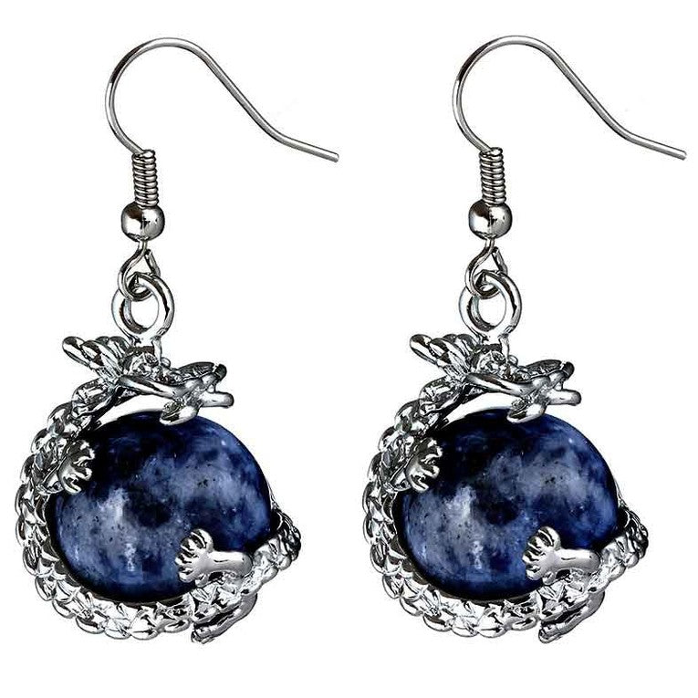 Blauwe edelstenen oorbellen met sodaliet, zilveren draak en sterling zilveren oorbelhaakjes | Sodalite Dragon