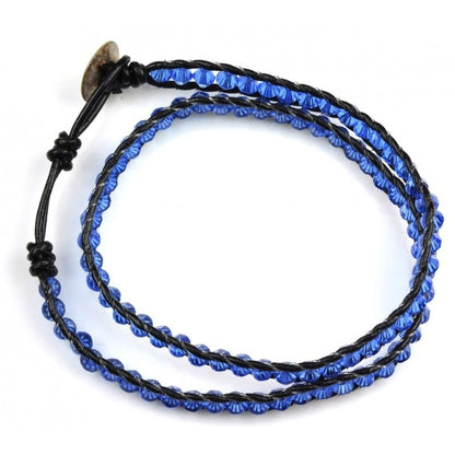 Kristallen wikkelarmband met helder blauwe glas kristallen, leer en parelmoer | Crystal Light Blue