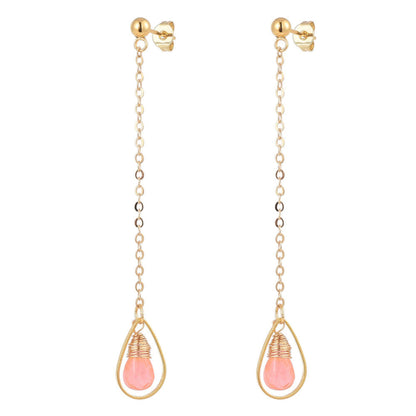 Lange licht rode edelstenen oorbellen met kersenkwarts en goud edelstaal | Dangling Long Cherry Quartz