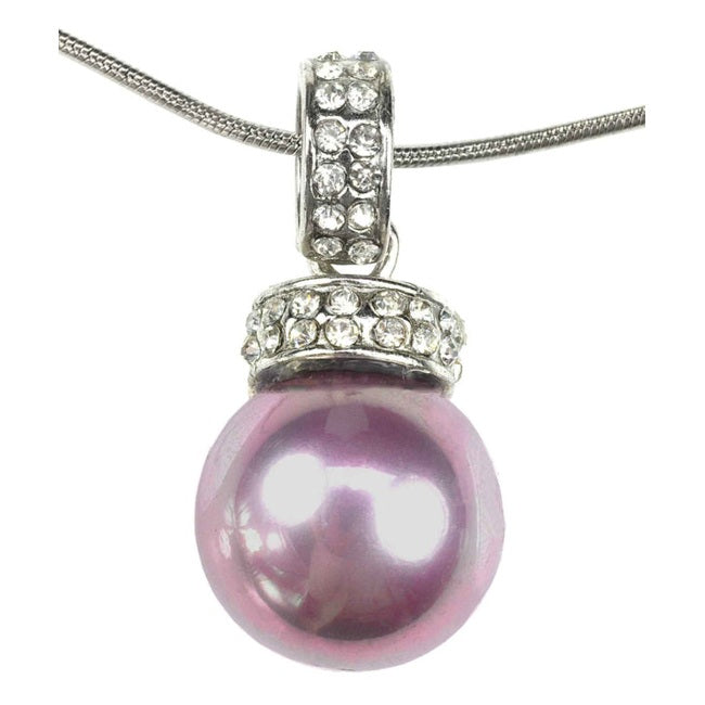 Detail van oud roze mother of pearl parelketting met stras steentjes | Filanie