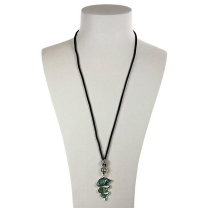 Parelmoeren ketting met abaloon hanger op buste | Abalone Three Eye