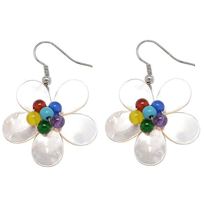Parelmoeren oorbellen met wit parelmoer in de vorm van een bloem met zilver edelstaal | White Shell Flower Multi Stone