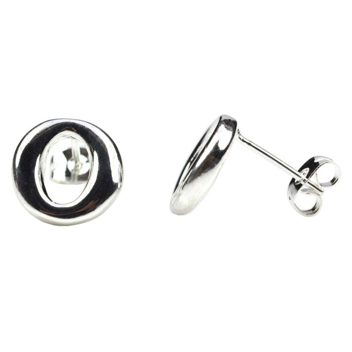 Verzilverde oorknoppen in vorm van O | Silver O