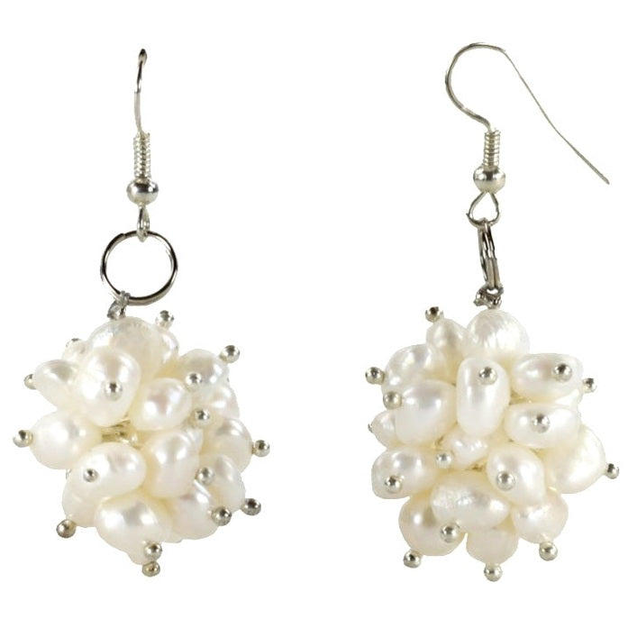 Witte zoetwater parel oorbellen met sterling zilver (925) | Snow Ball