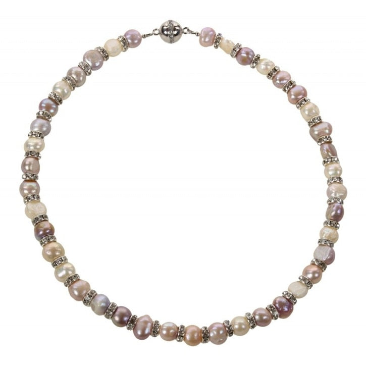 Zoetwater parelketting met witte, roze en zalmkleurige parels, stras steentjes en magneetslotje | Bling Pearl Soft Colors