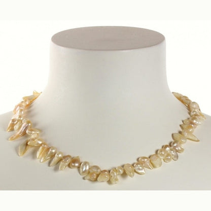 Handgeknoopte zoetwater parelketting met beige parels en sterling zilver (925) op buste | Champagne Blister