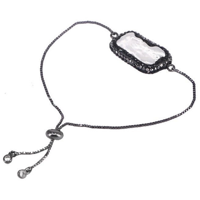 Wit zoetwater parel armband met stras steentjes en schuifsluiting | Black Bright Biwa Pearl