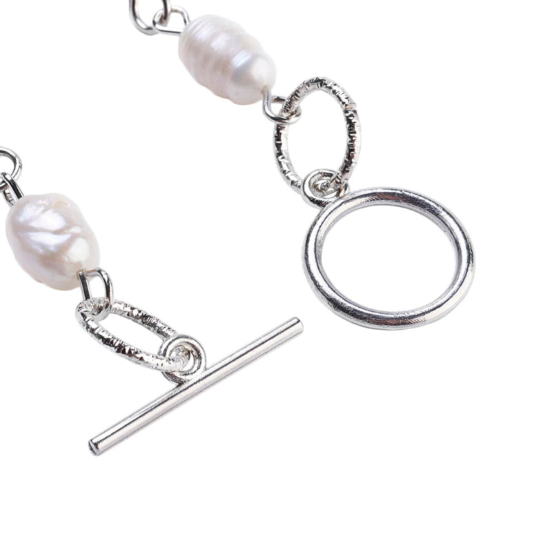 Slotje van wit zoetwater parel armband met groen blauwe edelsteen chrysocolla en zilver edelstaal | Lalita Chrysocolla