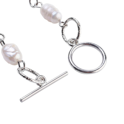 Slotje van wit zoetwater parel armband met edelsteen labradoriet en zilver edelstaal | Lalita Labradorite