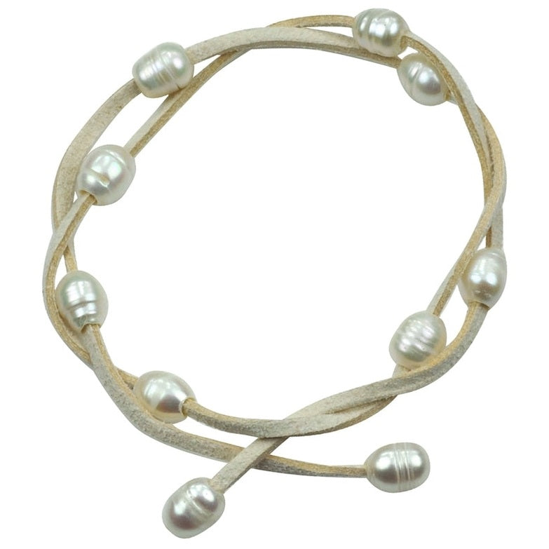 Wit zoetwater parel armband met crème wit suede | Wrap Suède Cream Pearl