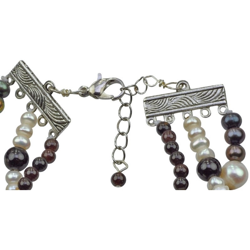 Slotje van zoetwater parel armband met witte en bruin groen parels en rood bruine agaat | Trix