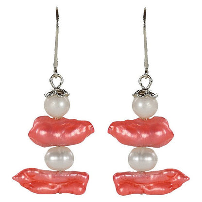 Zoetwater parel oorbellen met witte parel, gekleurde biwa parel en sterling zilver (925), vooraanzicht | Biwa Lipstick