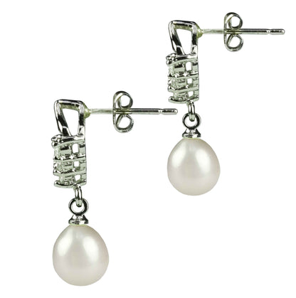 Witte zoetwater parel oorbellen met stras steentjes, zijaanzicht | Bling Pearl Heart W