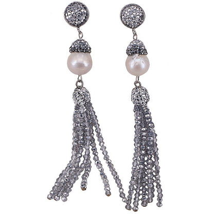 Lange zoetwater parel oorbellen met zilver kristallen kwastje en witte parel, vooraanzicht | Bright Big Pearl Silver Crystal Tassel