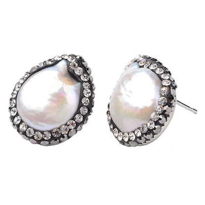 Zoetwater parel oorbellen met grote witte coin parel en stras steentjes | Bright Drop Pearl