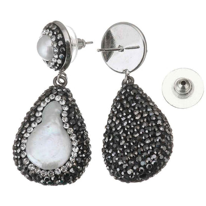 Witte zoetwater parel oorbellen met zwarte stras steentjes voor- en achterzijde | Bright Pearl Drop