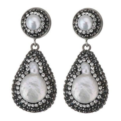 Witte zoetwater parel oorbellen met een rand met zwarte stras steentjes | Bright Pearl Drop