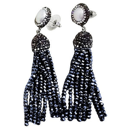 Lange zoetwater parel oorbellen met witte parels en stras steentjes en hematiet kristallen kwastje, zijaanzicht | Bright Hematite Crystal Tassel