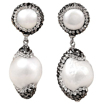 Zoetwater parel oorbellen met stras steentjes, schuin voor | Double Bling Baroque Pearl