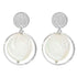 Grote witte zoetwater parel oorbellen met zilver edelstaal | Flow White Coin Silver Pearl