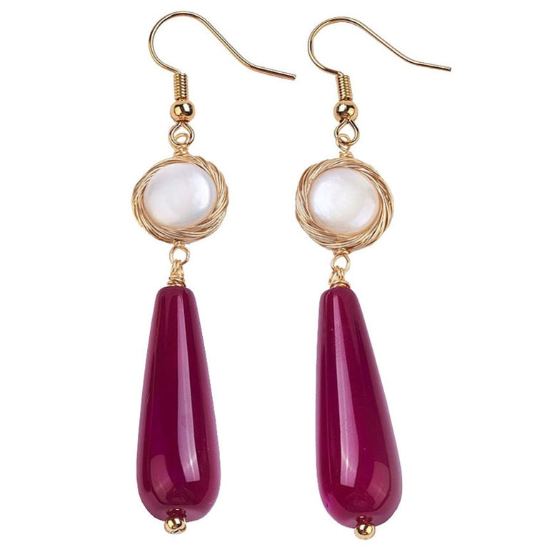 Lange zoetwater parel oorbellen met witte parel, rode agaat en goud edelstaal | White Coin Red Agate Gold