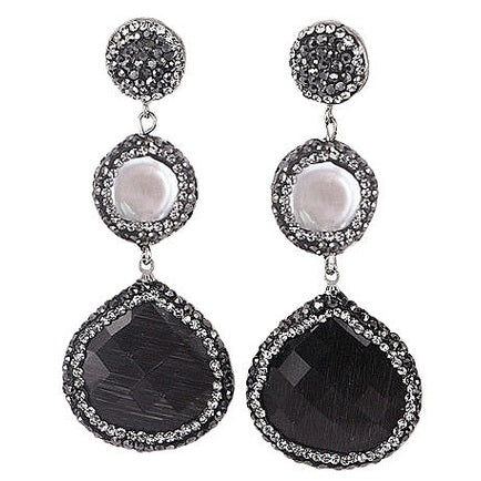 Lange witte zoetwater parel oorbellen met stras steentjes en zwarte kattenoog | Bright Pearl Black Cat’s Eye