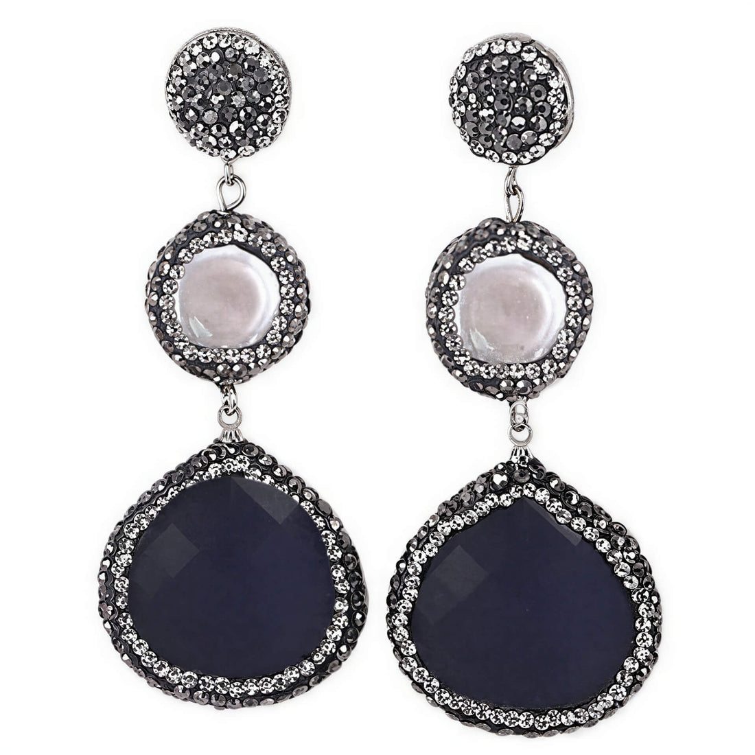 Lange witte zoetwater parel oorbellen met stras steentjes en donker blauwe kattenoog | Bright Long Pearl Dark Blue Cat’s Eye