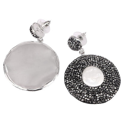 Grote witte zoetwater parel oorbellen met stras steentjes, achterzijde | Bright Pearl Disc