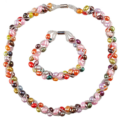 Zoetwater parel set bestaande uit een parelketting en parel armband met vrolijk gekleurde parels en magneetslot | set Bonica