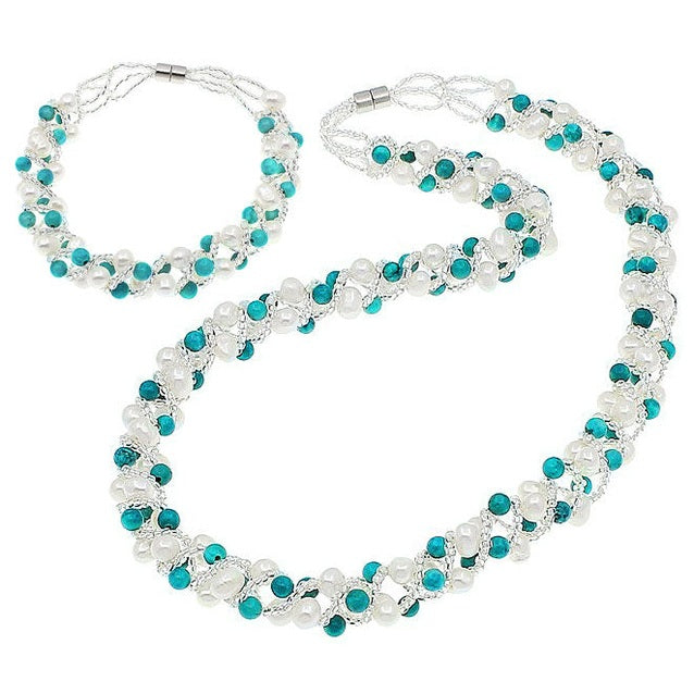 Witte zoetwater parel set bestaande uit een parelketting en parel armband met turkoois en magneetslot | set Tonica