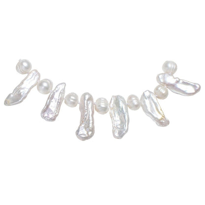 Detail van handgeknoopte zoetwater parelketting met witte parels en sterling zilver (925) | Biwada