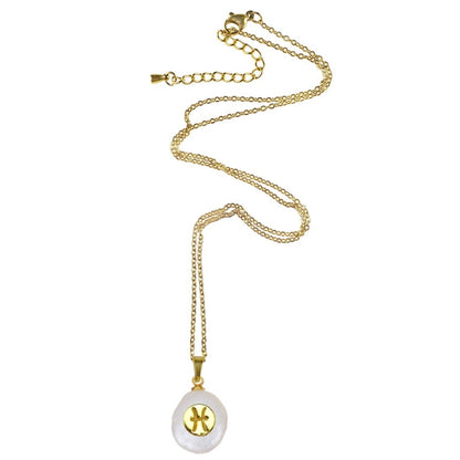 Witte zoetwater parelketting met symbool sterrenbeeld Vissen, ketting met parel met sterrenbeeld vissen symbool hangend aan goud edelstalen ketting