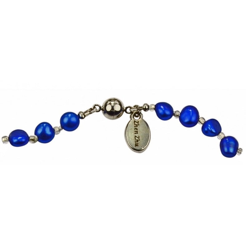 Magneetslotje van zoetwater parelketting met blauw parels en kralen met Delfts blauw motief  | Hollands Glorie Golfje Blauw