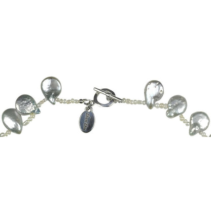 Slotje van zoetwater parelketting met grijze parels | Little Grey Coin
