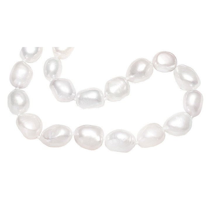 Detail van handgeknoopte parelketting met witte parels | Wina