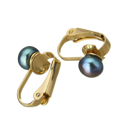 Kleine grijze zoetwater parel clips oorbellen met goud edelstaal, achteraanzicht | Gold Grey Clip Pearl 6 mm