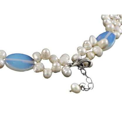 Slotje van zoetwater parelketting met witte parels en blauwe edelsteen opaal | Sopal
