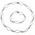 Zoetwater parel set bestaande uit een parelketting en parel armband met witte parels, roze glaskristallen en magneetslot | set Rocio