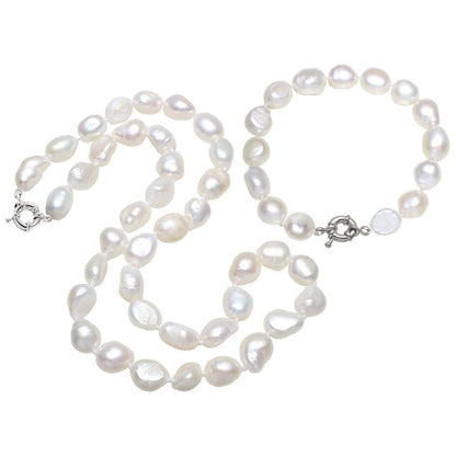 Handgeknoopte witte zoetwater parel set bestaande uit een witte parelketting en een wit parel armband | set Wola Two