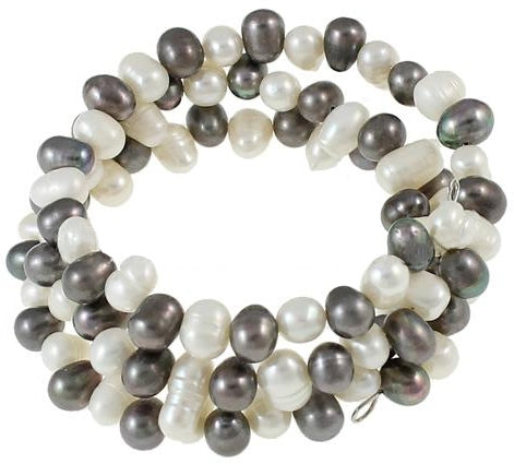 Zoetwater wikkel armband met witte en grijs bruine parels | Wrap Light &amp; Dark Pearl
