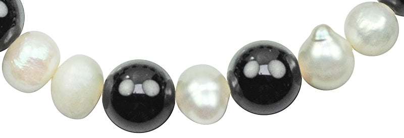 Detail van zoetwater parel armband met zwarte agaat, elastisch | Pearl Black Agate