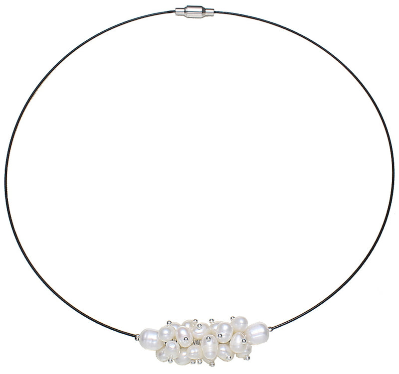 Korte zoetwater parelketting met witte parels en magneetslotje | White Oval Ball